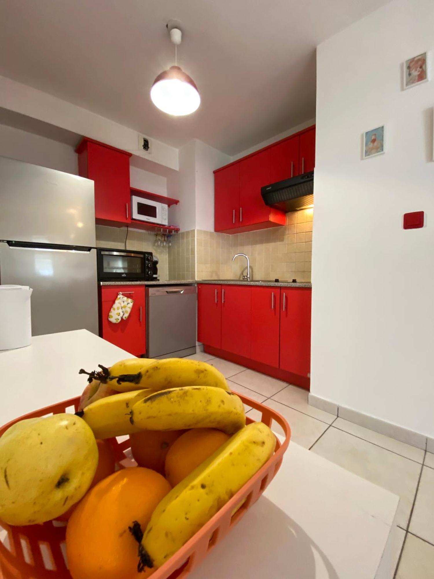 Appartement Lumineux Et Calme Saint-Denis Centre מראה חיצוני תמונה